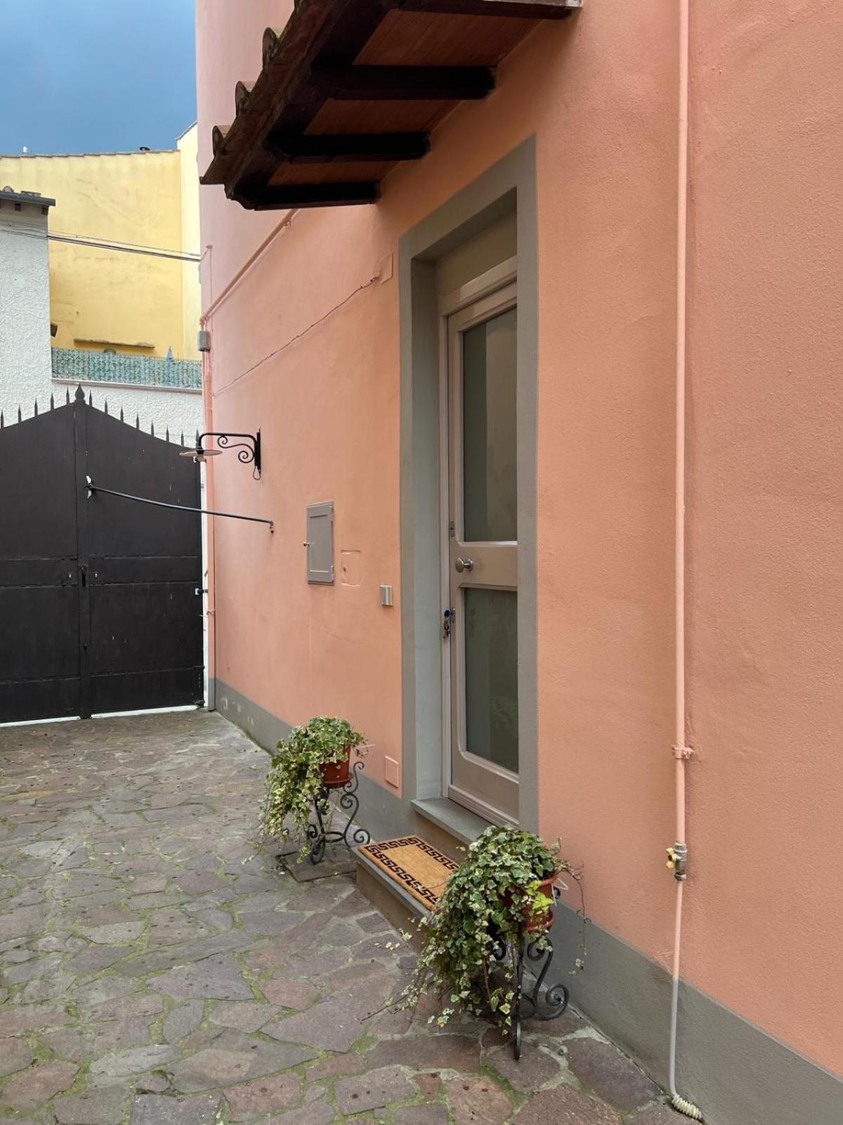 Messer Niccolo - Apartment In Φλωρεντία Εξωτερικό φωτογραφία